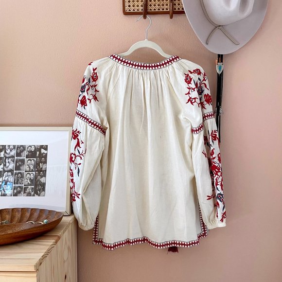 Coastal Cowgirl Peasant Top - Picture 4 of 8